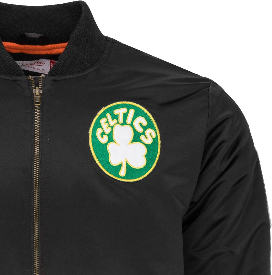 Mitchell & Ness M&N Satin Bomber Jacke - Patches Boston Celtics S Schwarz, S Schwarz