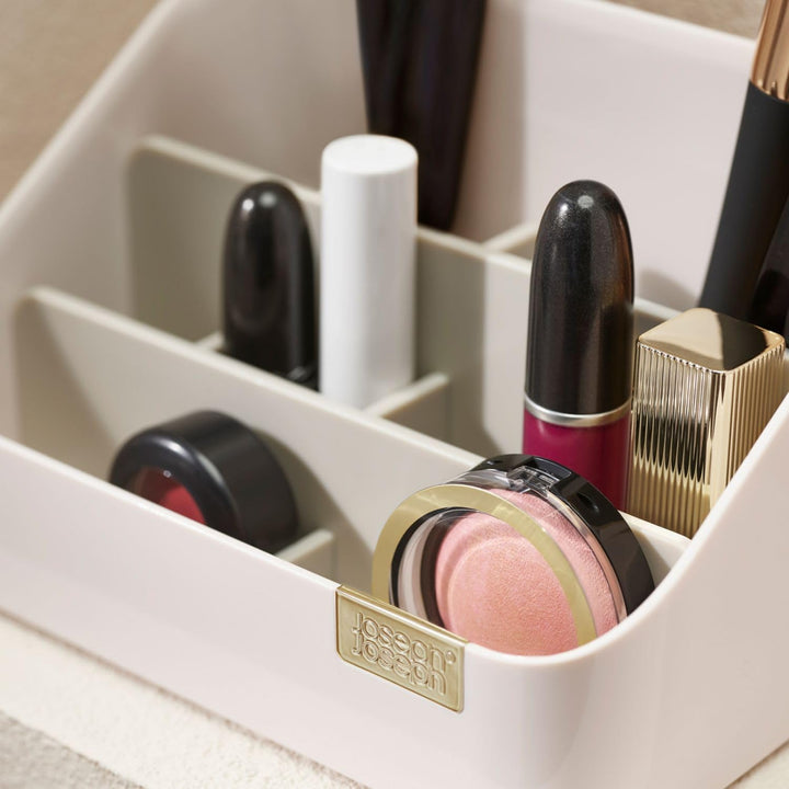 Joseph Joseph Tiered Beauty Make Up Kosmetik-Organizer mit Trennwänden Aufbewahrungsbox für Schlafzi