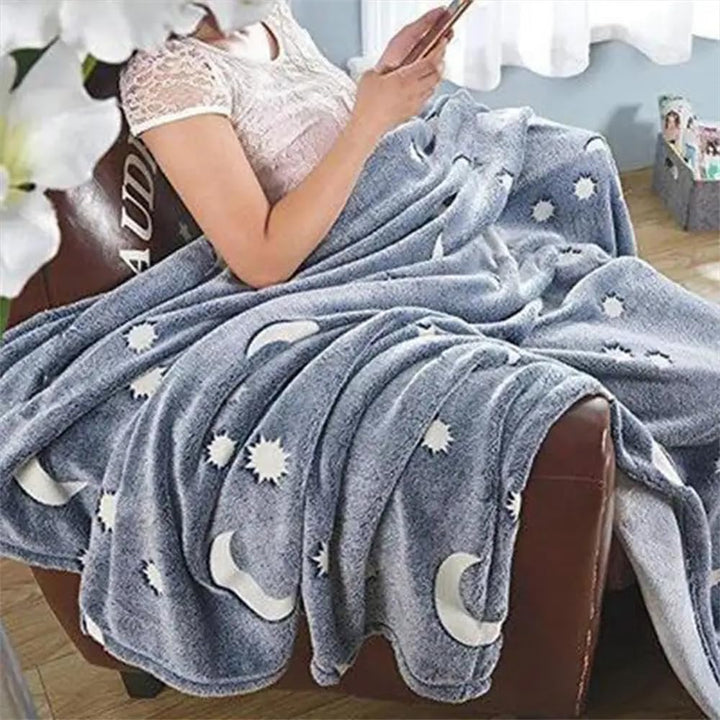 BAOJULONG Kuscheldecke die im Dunkeln leuchtet, Behagliche und Weiche Wohndecke für Bett Couch und S