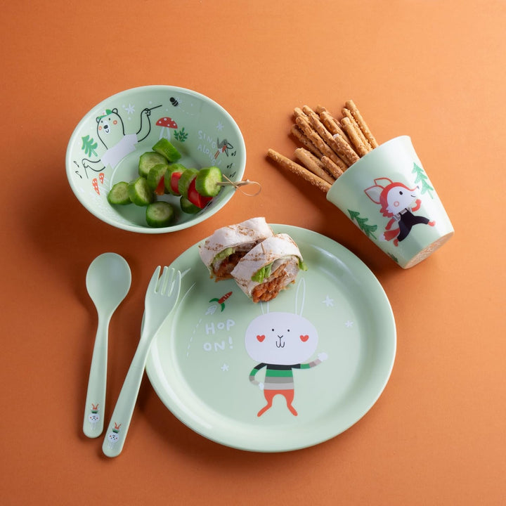 Koziol HOP ON AT HOME Kindergeschirrset 5-teilig | Teller + Schale + Becher + Besteckset | für Kinde