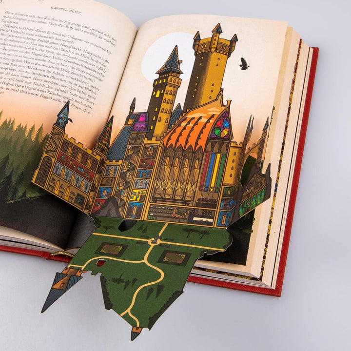 Harry Potter und der Stein der Weisen (MinaLima-Edition mit 3D-Papierkunst 1): Farbig illustrierte S