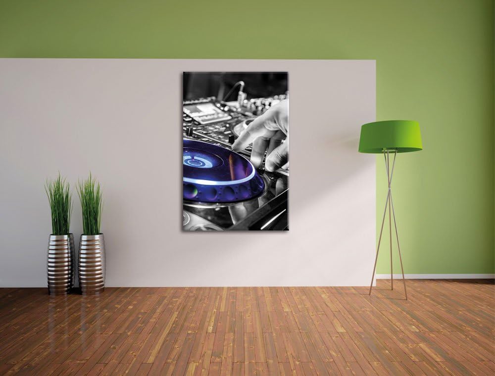 Pixxprint DJ bei der Arbeit am Plattenteller als Leinwandbild/Grösse: 100x70 cm/Wandbild/Kunstdruck/