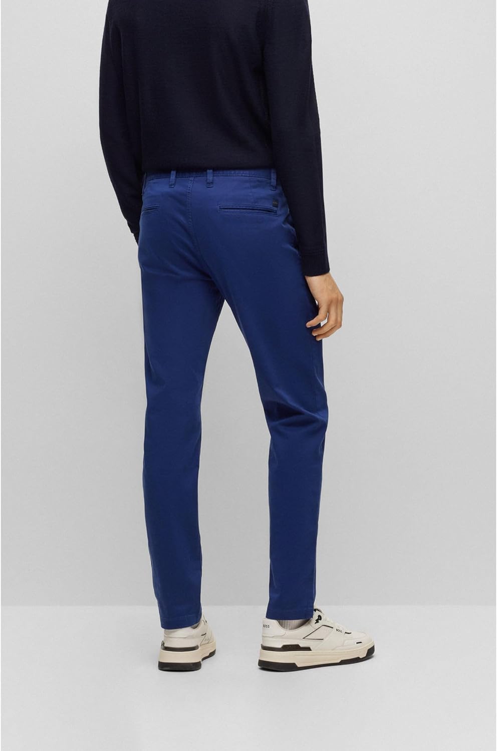 BOSS Herren Schino-Taber-1 D Tapered-Fit Chino aus überfärbtem Baumwoll-Satin mit Elasthan-Anteil 29