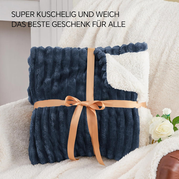 BEDELITE warme Decke Sherpa Kuscheldecke Flauschig Dunkelblau 150x200 | dicke Deko Fleecedecke, Cord