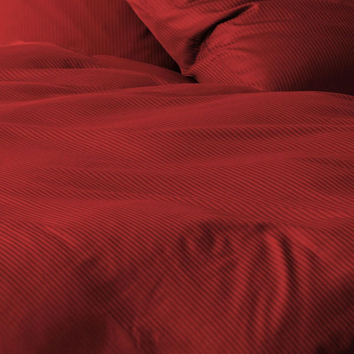 Lorena Mako-Satin Bettwäsche Venedig Burgund 1 Bettbezug 155 x 220 cm + 1 Kissenbezug 80 x 80 cm Rot