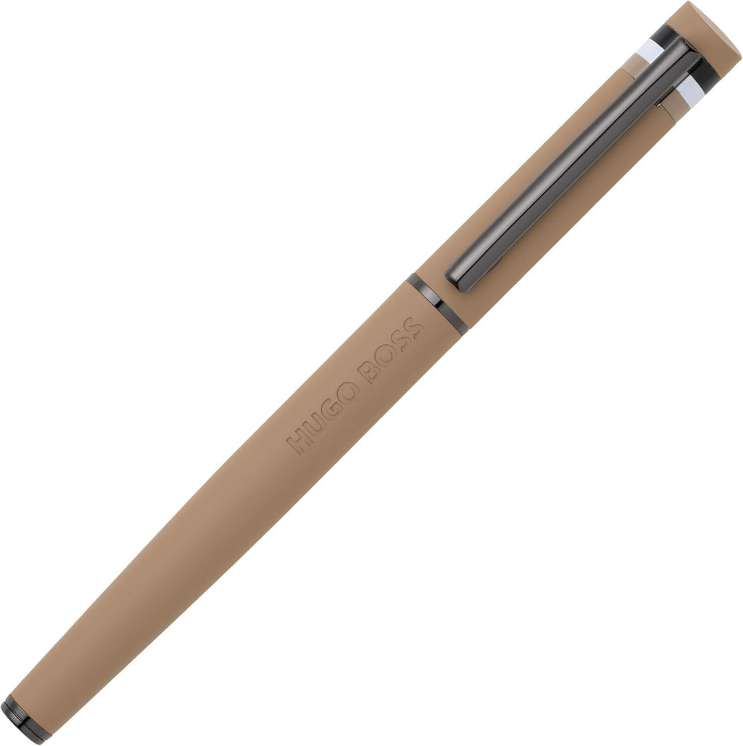 Hugo Boss Loop Iconic Tintenroller aus Messing und Gummi in der Farbe Camel, Länge: 14,6cm, Tintenfa