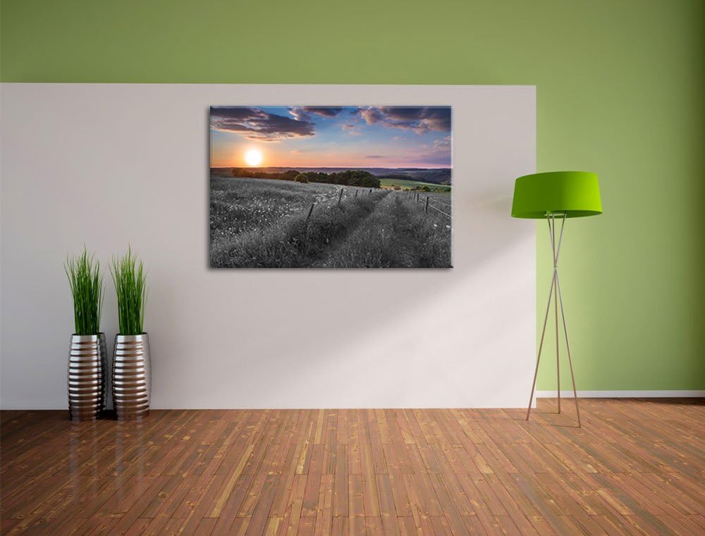 Pixxprint Bergwiese im Sonnenaufgang / 100x70cm Leinwandbild bespannt auf Holzrahmen/Wandbild Kunstd
