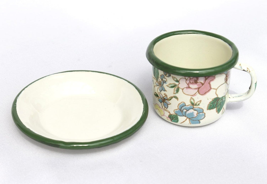 Emaille Tasse mit Untertasse BsB 11/61 Volldekor emailliert 5 cm Kaffeebecher, Volldekor
