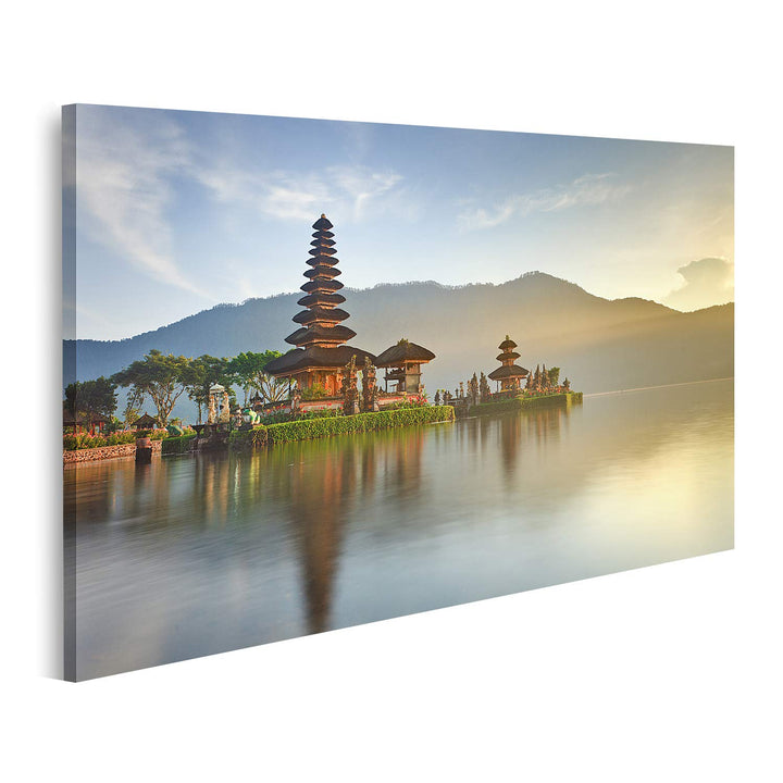 islandburner Bild auf Leinwand Pura Ulun Danu Tempel Panorama Bei Sonnenaufgang See Bratan Bali Indo
