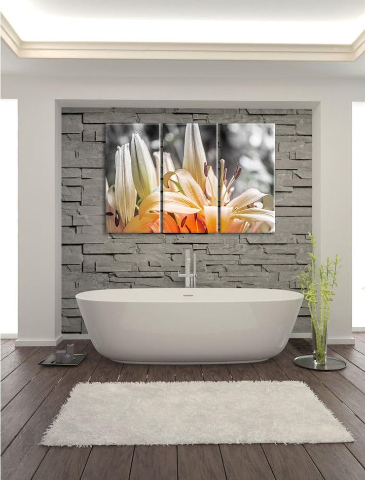Pixxprint schöne orangene Lilien B&W Detail 3-Teiler Leinwandbild 120x80 Bild auf Leinwand