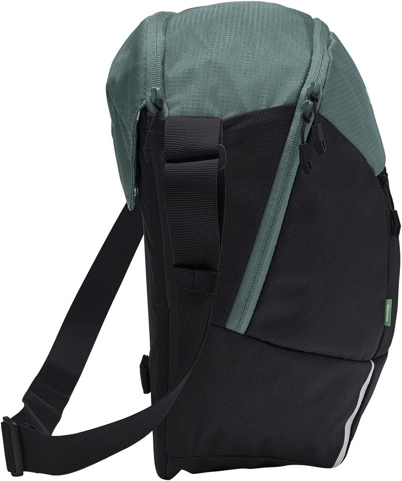 VAUDE Cycle Messenger L - Messengertasche zum Radfahren mit 20 Liter Volumen - inkl. Regenhülle und