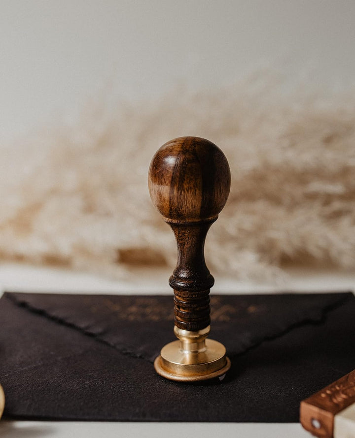 Siegelset gravurART, Siegelstempel personalisiert mit Initialen und Rundtext, incl. 2 Stangen Siegel