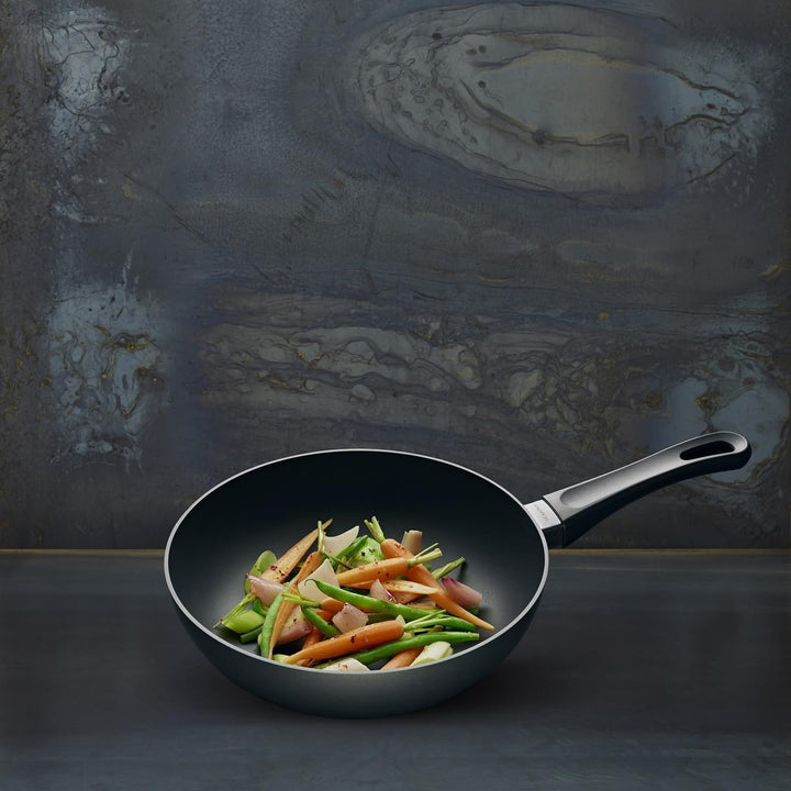 SCANPAN Classic Wokpfanne Induction 24 cm | Multifunktionale Wok-Pfanne | Stratanium+ Antihaftbeschi