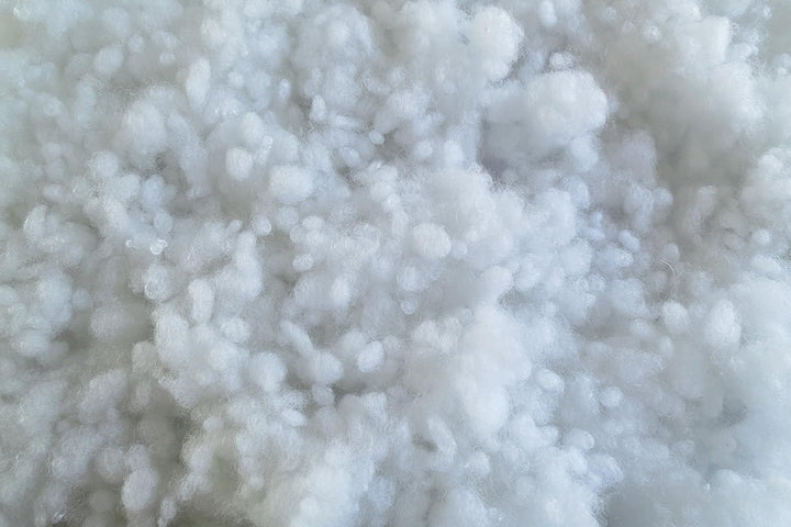 Polyester Faserkügelchen 5 kg, (EUR 9,31/kg), Regenerat-Type, weiss, silikonisiert, maschinenwaschba