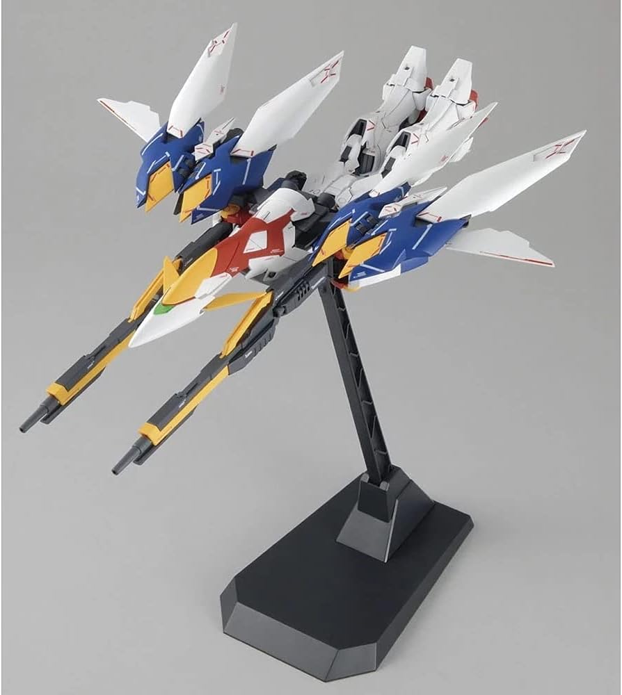Bandai Hobby MG Wing Gundam Proto Zero Version EW Model Kit, 1/100 Massstab
