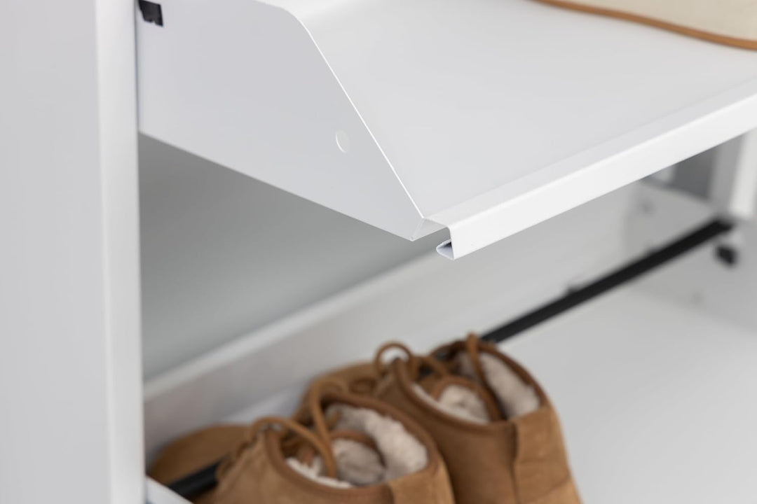 furni24 Schuhschrank Schmal – Platzsparender Metall-Schrank mit Magnetklappen, Platz für 4-6 Paar Sc