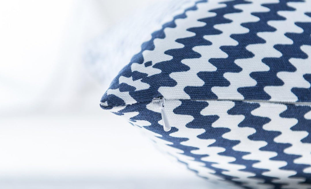 TreeWool Dekorativer Kissenbezug (60 x 60 cm, Marineblau) Kaleidoskop Design 100% Baumwolle (2er Pac