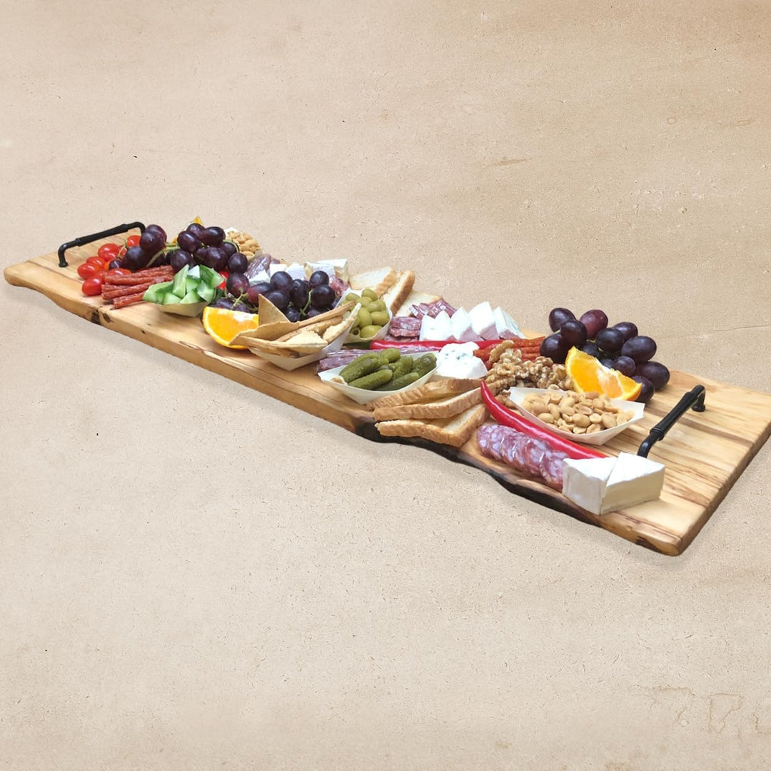 Weeco.Rustikales Holz-Servierbrett mit Griffen, 95 x 24 cm, Käsebrett für Antipasti und Snacks, Hand