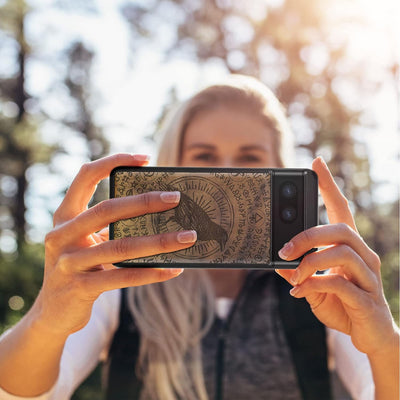 Carveit Handyhülle für Google Pixel 6a Case [Holz und TPU Silikon Hybrid hülle] Stossfeste Stossstan