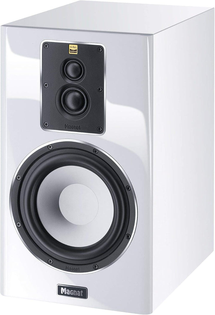 Magnat Signature 703, weiss, 1 Paar - dynamischer 3-Wege Regal-Lautsprecher mit edler Hochglanz-Fron