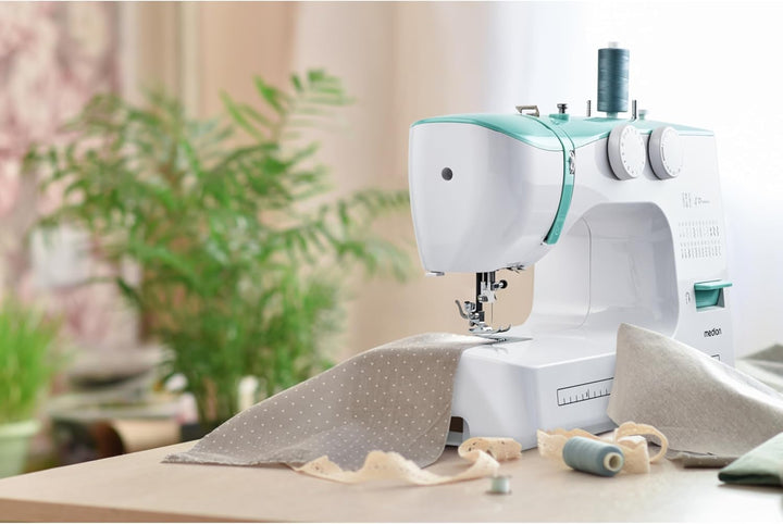 MEDION Freiarm-Nähmaschine SM60 (60 Watt, 60 verschiedene Stichmuster mit Knopflöchern, LED Nählicht