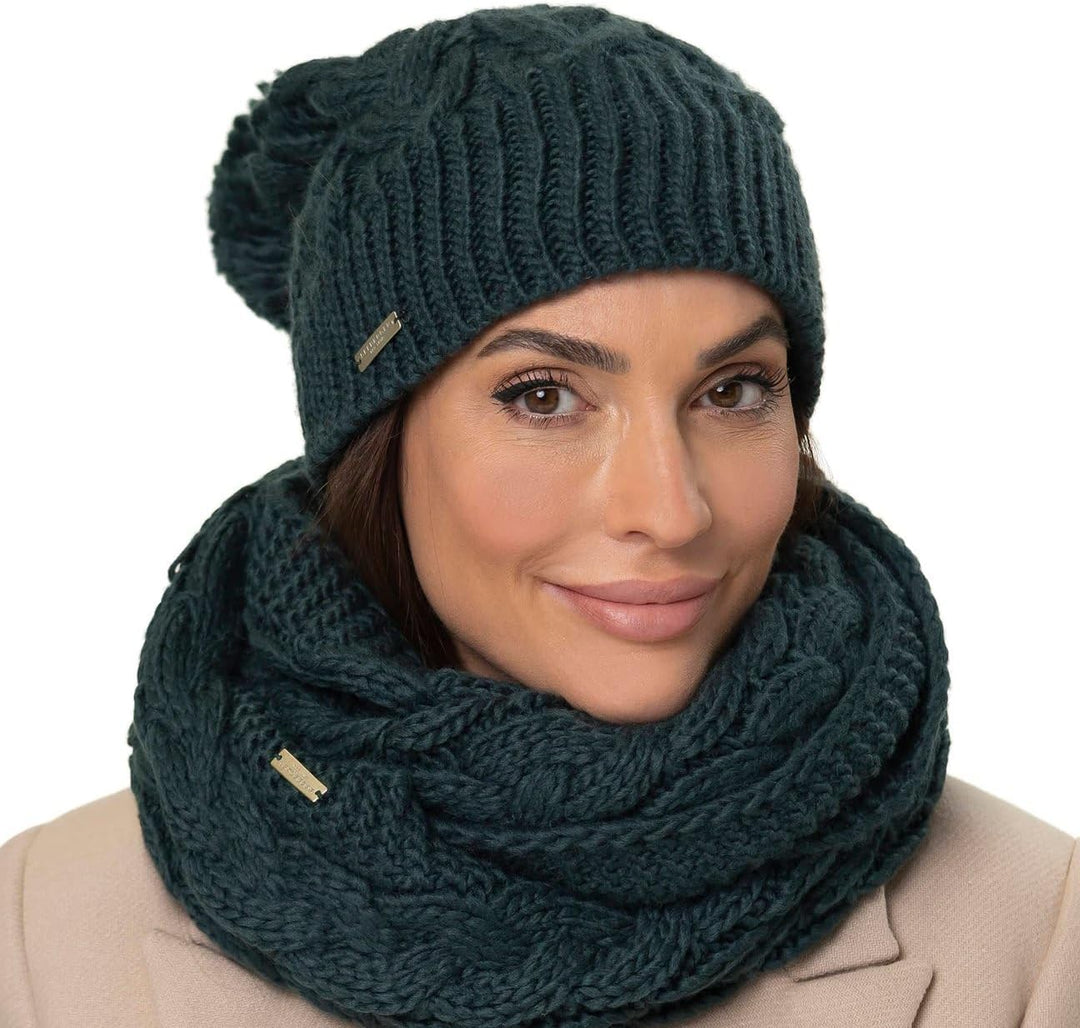 Seeberger Travola Bommelmütze Strickmütze Beanie Damenmütze Damen - mit Futter, Oversize Winter Herb