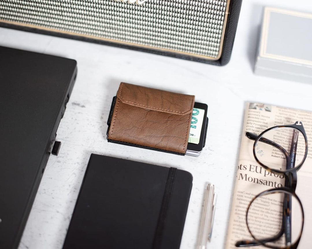 Jaimie Jacobs Minimalist Wallet Nano Boy Pocket Mini Geldbörse aus Textil mit Zugband schmaler Karte