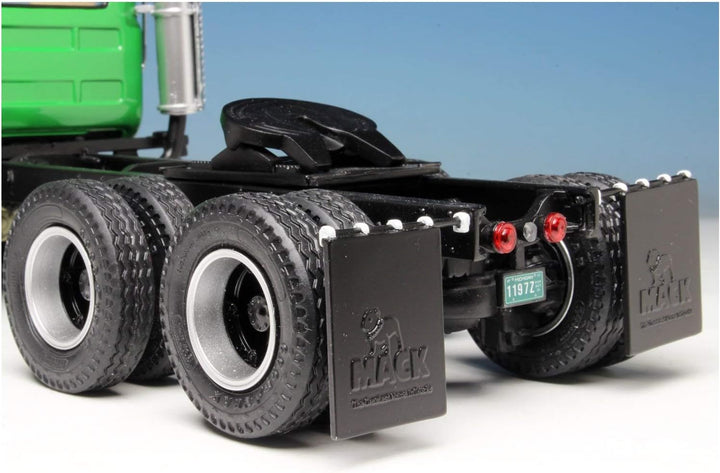 AMT amt1039–1: 25 Mack r685st – Semi Traktor