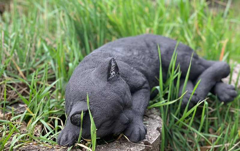 Stone and Style Steinfigur grosse Schwarze Katze schlafend Gartenfigur frostfest wetterfest