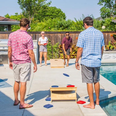 GoSports Zweiseitige Cornhole Sitzsäcke – Slide and Stop Regululation Turnier-Sitzsäcke, 8 Stück Rot