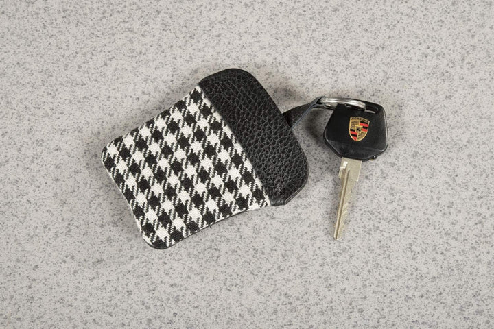 Porsche Classic 911 F/G PEPITA ETUI mit Porschewappen für Schlüssel