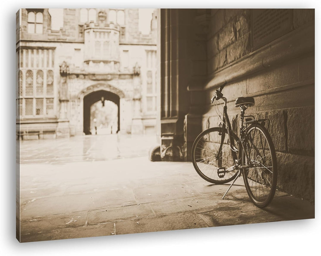 deyoli Fahrrad in einem alten Stadtviertel Format: 80x60 Effekt: Sepia als Leinwandbild, Motiv ferti