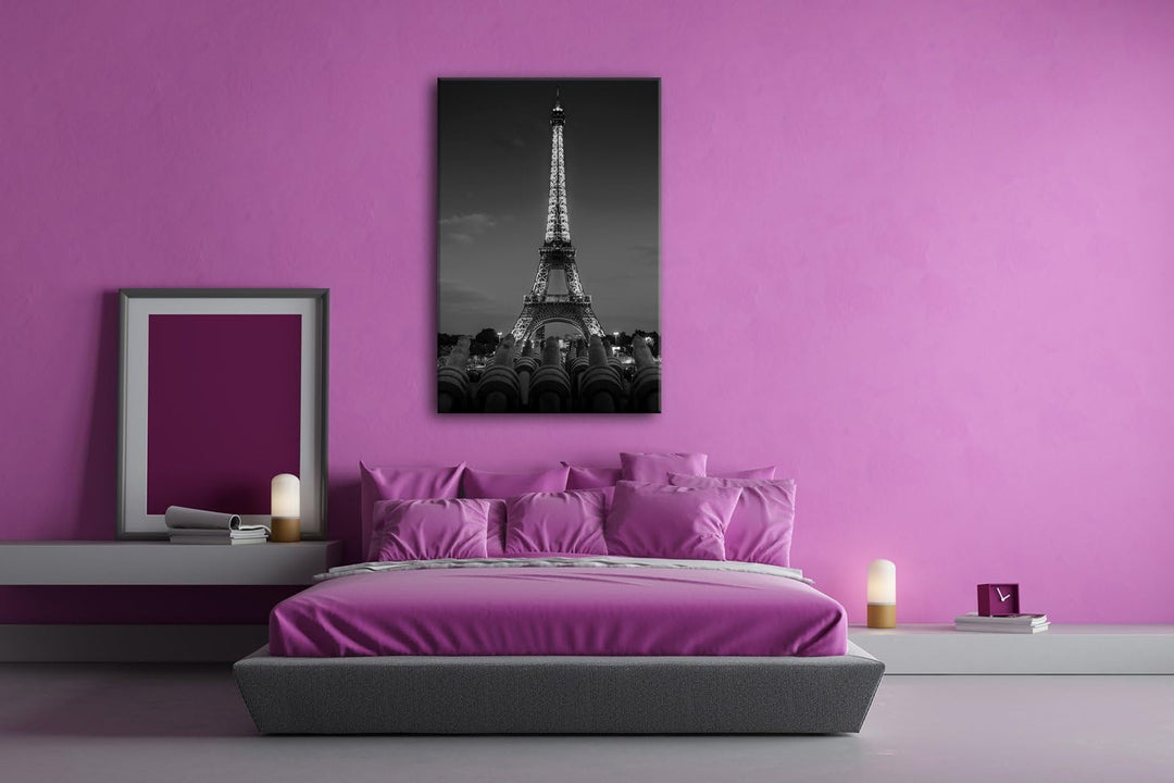 deyoli Eifelturm bei Nacht Format: 80x60 Effekt: Schwarz/Weiss als Leinwandbild, Motiv fertig gerahm