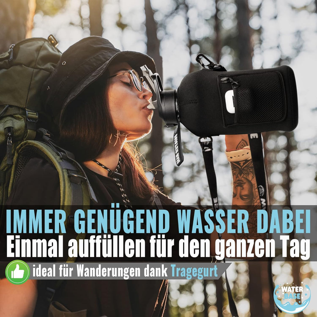 Water Base Trinkflasche Sport 2,2 l Fitness Wasserflasche aus BPA-freiem Tritan mit Seitentasche Mus