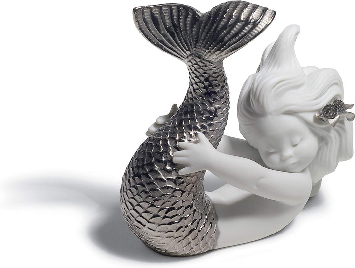 LLADRÓ Meerjungfrau-Figur Spielen Am Meer. Silber. Meerjungfrau. Porzellan.