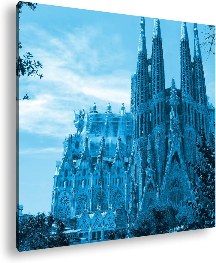 deyoli die Kathedrale Sagrada Familia in Barcelona Format: 70x70 Effekt: Monocrome Blau als Leinwand