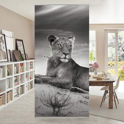 Bilderwelten Raumteiler Resting Lion 250x120cm inkl. transparenter Halterung 250x120cm incl. transpa