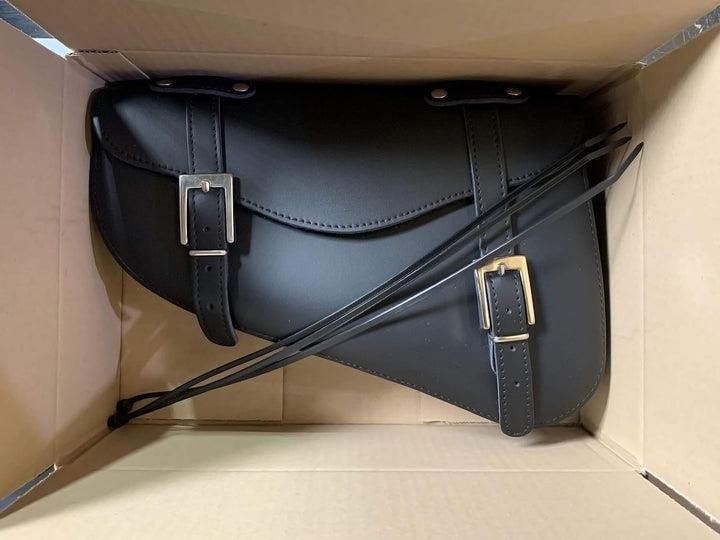 Iguana Custom - Lederschwinge Satteltasche - Speziell für die Linke Seite der Harley Davidson Sports