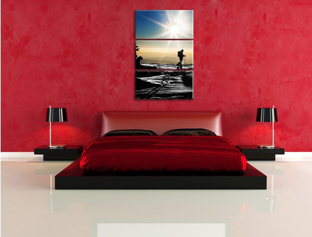 Pixxprint Ski Langläufer auf Berg schwarz/weiss 3-Teiler Leinwandbild 120x80 Bild auf Leinwand