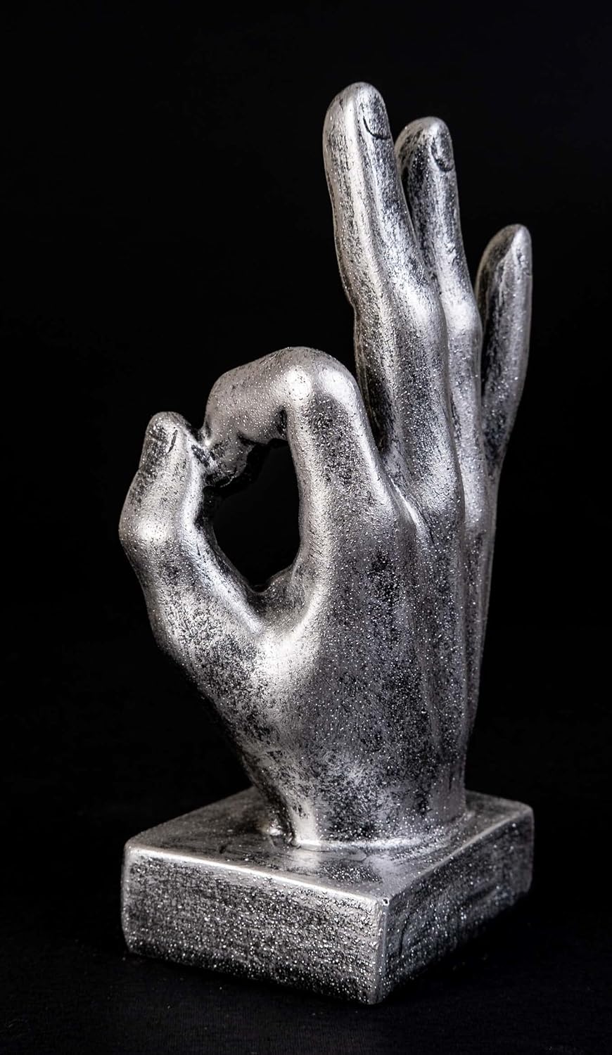 IDYL Moderne Skulptur Figur Resin Finger o.k. | silberfb. | Masse: 9x6x16,5 cm | Material: Polyresin