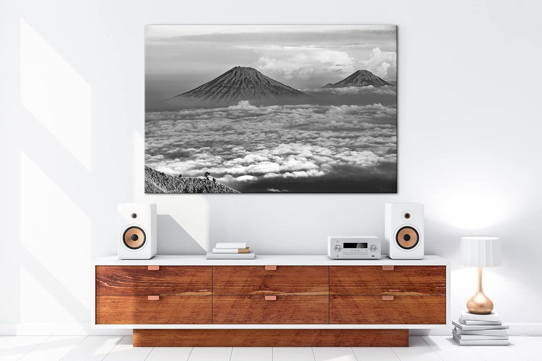 deyoli Vulkane in Java Indonesien Format: 60x40 Effekt: Schwarz&Weiss als Leinwandbild, Motiv fertig