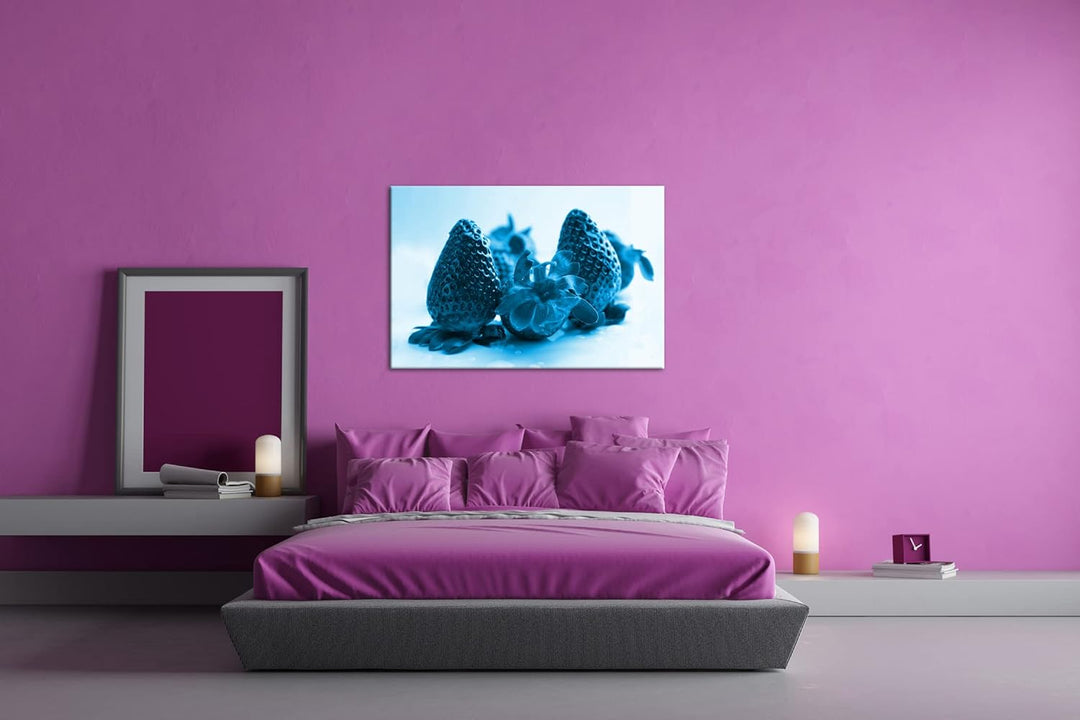 deyoli Knallrote Erdbeeren Format 80x60 Effekt: Monocrome Blau als Leinwandbild, Motiv fertig gerahm