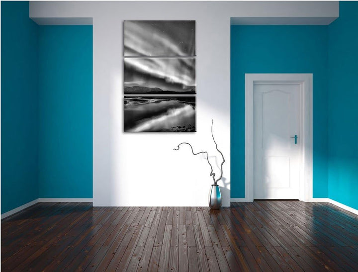 Pixxprint Monocrome, Polarlichter in Skandinavien 3-Teiler Leinwandbild 120x80 Bild auf Leinwand