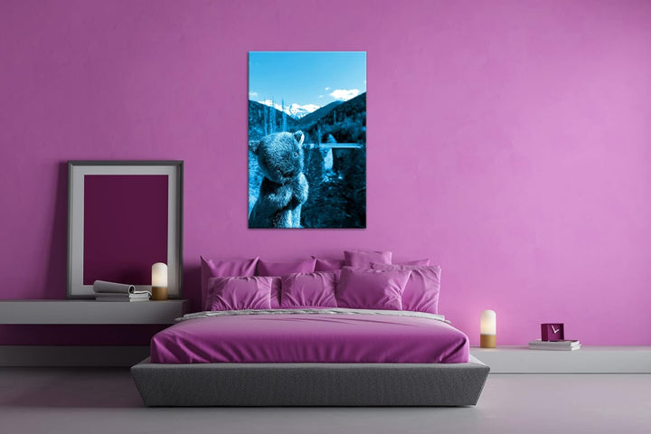 deyoli niedlicher Wombat mit traumhafter Landschaft Format 100x70 Effekt: Monocrome Blau als Leinwan