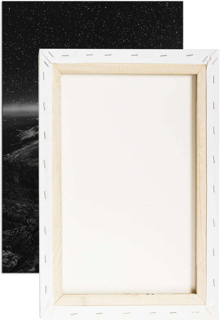 scheinende Nacht über den Bergen Effekt: Schwarz&Weiss, Format: 80x60 als Leinwandbild, Motiv fertig