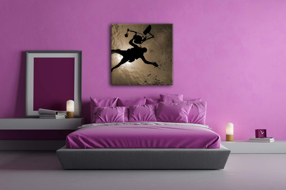 deyoli Taucher im tiefen Ozean Format: 60x60 Effekt: Sepia als Leinwandbild, Motiv auf Echtholzrahme