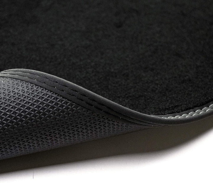 MDM PRO-268 Fussmatten für BMW 1er (E81) und (E87) 09.2004>2011, Passgenau Velours Kunstlederkanten