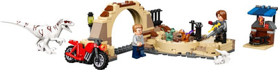 Lego Jurassic World Set - Atrociraptor: Motorradverfolgungsjagd 76945 + Polybag Dinosaurier-Markt 30
