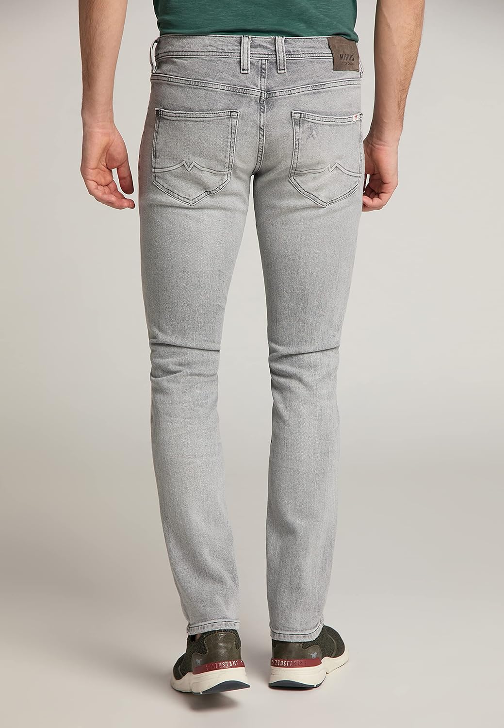 MUSTANG Herren Slim Fit Oregon Tapered Jeans