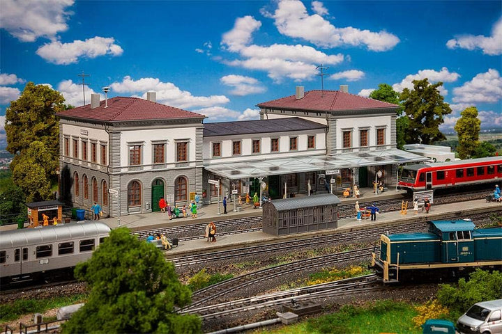 Faller FA110140 Bahnhof Königsfeld Modellbausatz, Zubehör, Mehrfarbig, One Size